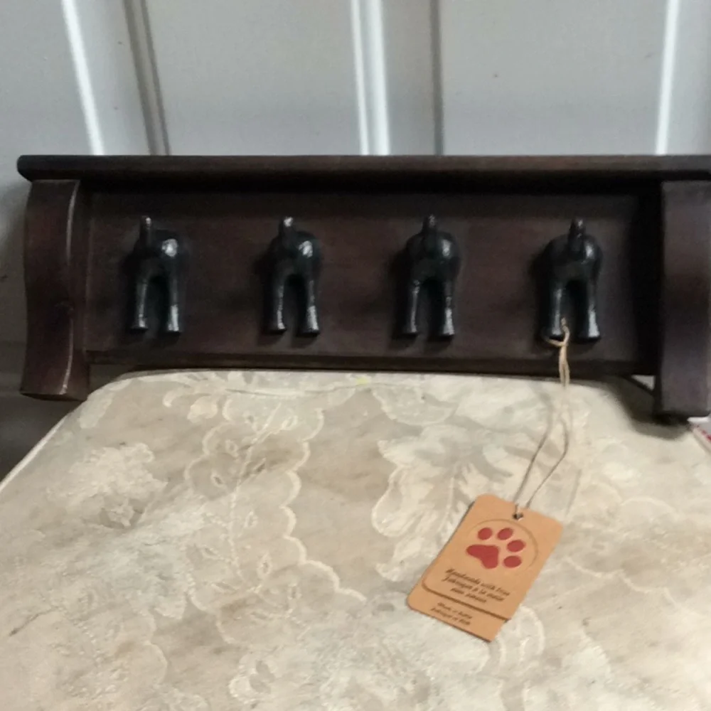 Handmade with Love Coat Hanger wood with elephants